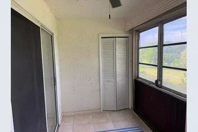 729 Lori Drive #301, Palm Springs, FL 33461 - Photo 11