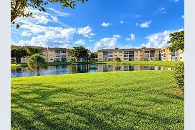 8100 Sunrise Lakes Boulevard #210, Sunrise, FL 33322 - Photo 23