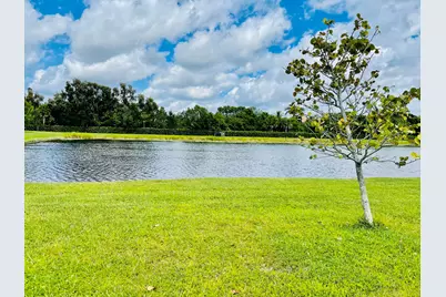 8979 Gulf Run Way, Lake Worth, FL 33467 - Photo 35