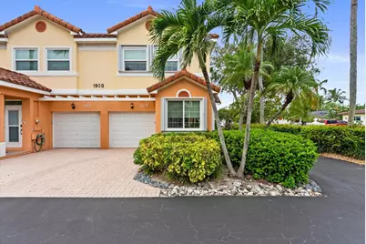 1950 NE 7th Street #105, Deerfield Beach, FL 33441 - Photo 1
