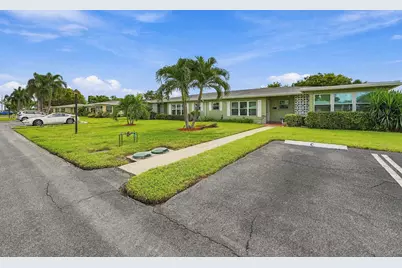 260 N High Point Boulevard #A, Boynton Beach, FL 33435 - Photo 3