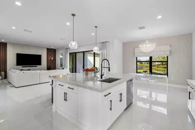 8209 Essex Country Club Drive, Boca Raton, FL 33434 - Photo 13