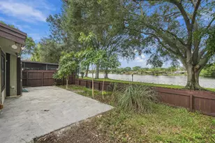 2070 Sweetgum Ave, Pembroke Pines, FL 33026 - Photo 27