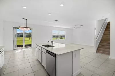 13248 NW Copper Creek Drive, Port Saint Lucie, FL 34987 - Photo 9