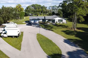 6529 Pioneer Rd, West Palm Beach, FL 33413 - Photo 3