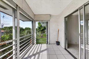 3070 Holiday Springs Blvd, Margate, FL 33063 - Photo 7