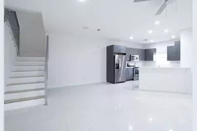 422 SE 16th Street SE, Fort Lauderdale, FL 33316 - Photo 3