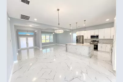 900 SW Versailles Avenue, Port Saint Lucie, FL 34953 - Photo 7