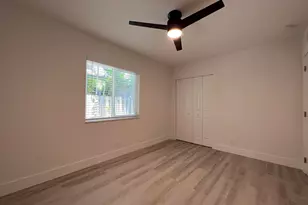 1402 NE 34th St, Oakland Park, FL 33334 - Photo 27