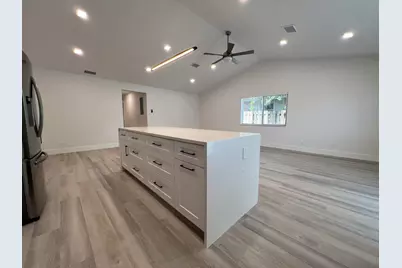 1402 NE 34th Street #A-B, Oakland Park, FL 33334 - Photo 19