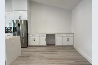 1402 NE 34th Street #A-B, Oakland Park, FL 33334 - Photo 13