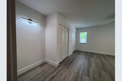 1402 NE 34th Street #A-B, Oakland Park, FL 33334 - Photo 33