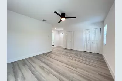 1402 NE 34th Street #A-B, Oakland Park, FL 33334 - Photo 37