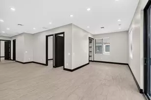 3541 NE 13th Ave, Oakland Park, FL 33334 - Photo 25