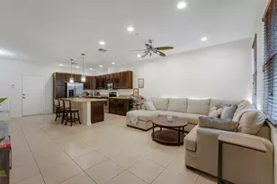 4326 Cascada Cir, Hollywood, FL 33024 - Photo 27