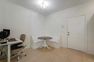 4326 Cascada Circle, Hollywood, FL 33024 - Photo 19
