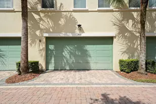 4326 Cascada Cir, Hollywood, FL 33024 - Photo 43