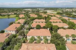 4326 Cascada Cir, Hollywood, FL 33024 - Photo 3