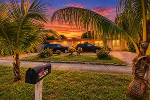 4972 NE 14th Ave, Pompano Beach, FL 33064 - Photo 3