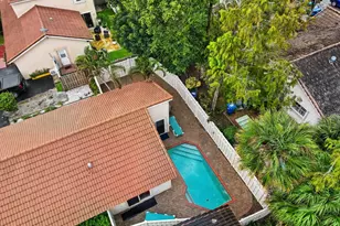 9009 NW 13th Ct, Coral Springs, FL 33071 - Photo 5