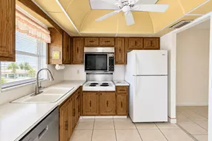 5300 Washington St, Hollywood, FL 33021 - Photo 3
