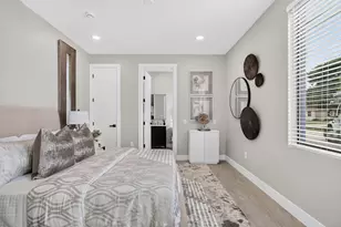 3541 NE 13th Ave, Oakland Park, FL 33334 - Photo 3