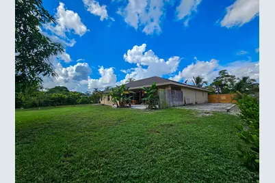 1136 Palmetto Road, Haverhill, FL 33417 - Photo 19