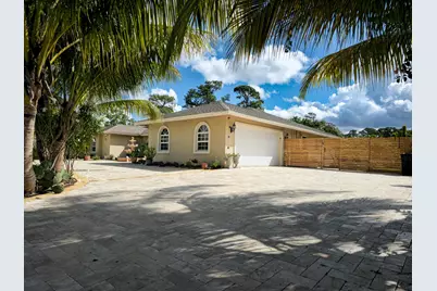 1136 Palmetto Road, Haverhill, FL 33417 - Photo 1