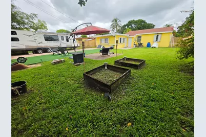 1070 NE 143rd Street, North Miami, FL 33161 - Photo 15