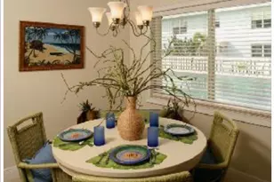 735 Hummingbird Way, North Palm Beach, FL 33408 - Photo 3