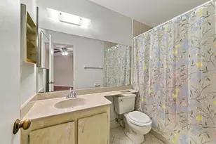 9313 W Sunrise Blvd, Plantation, FL 33322 - Photo 19