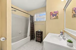 258 W Hemingway Cir, Margate, FL 33063 - Photo 31