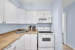 6200 NE 22nd Way, Fort Lauderdale, FL 33308 - Photo 13