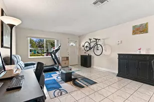 8121 NW 93rd Ave, Tamarac, FL 33321 - Photo 15