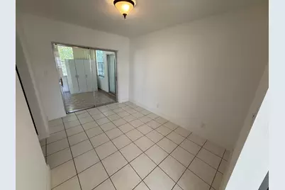 6805 NW 75th Drive, Tamarac, FL 33321 - Photo 11