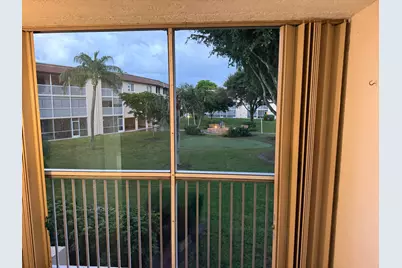 600 Village Green Court #218, Palm Springs, FL 33461 - Photo 5