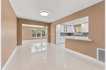 6812 Oakhill Hill, North Lauderdale, FL 33068 - Photo 7