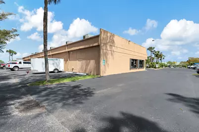 1001 W Jasmine Drive #M, Lake Park, FL 33403 - Photo 11