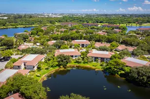 4706 Carambola Cir N, Coconut Creek, FL 33066 - Photo 23