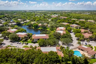 4706 Carambola Cir N, Coconut Creek, FL 33066 - Photo 19