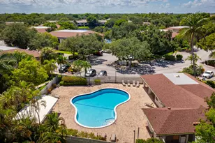 4706 Carambola Cir N, Coconut Creek, FL 33066 - Photo 21