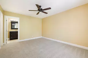 4706 Carambola Cir N, Coconut Creek, FL 33066 - Photo 9