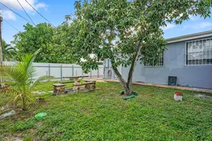 18515 NW 42nd Pl, Miami Gardens, FL 33055 - Photo 11
