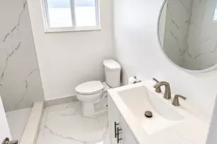 2210 NW 93rd Ave, Pembroke Pines, FL 33024 - Photo 9