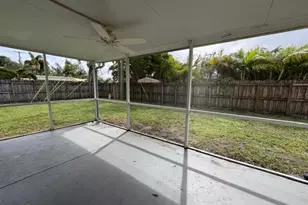 216 SE 10th Ct, Deerfield Beach, FL 33441 - Photo 17