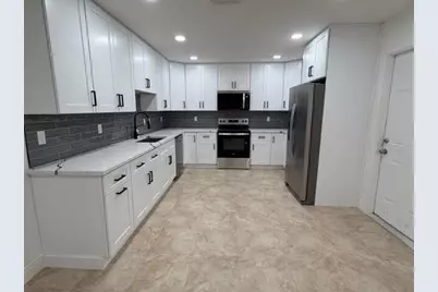 216 SE 10th Court, Deerfield Beach, FL 33441 - Photo 5