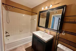 2667 NW 33rd St, Oakland Park, FL 33309 - Photo 7