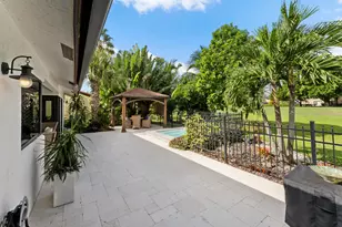 7029 Golf Pointe Cir, Tamarac, FL 33321 - Photo 37