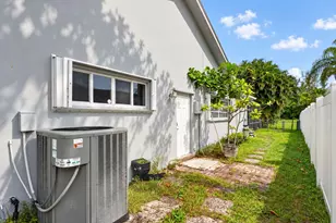 7521 SW 1st St, Plantation, FL 33317 - Photo 51