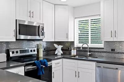 5911 NE 21st Terrace, Fort Lauderdale, FL 33308 - Photo 15